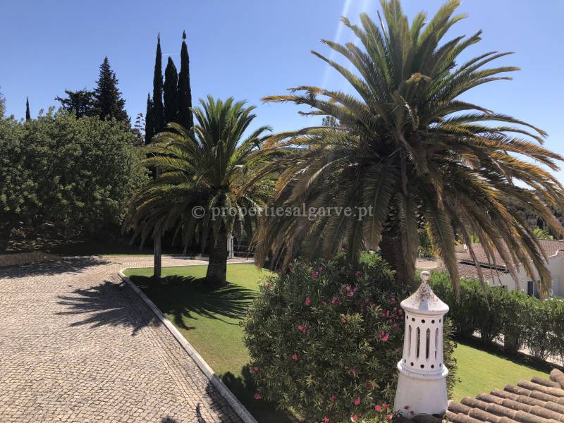 Santa Barbara de Nexe 10